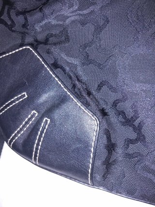 Bolso Tous Negro Mano y Hombro
