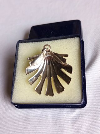 Colgante Concha Compostela Plata 925 sin uso