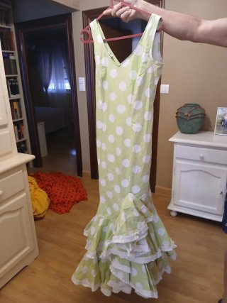 11 Vestidos Flamenca + 3 Niña