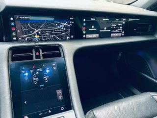 Porsche Taycan 2021