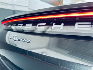 Porsche Taycan 2021
