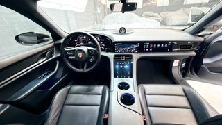 Porsche Taycan 2021