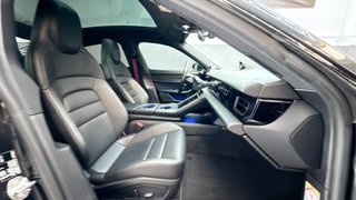 Porsche Taycan 2021