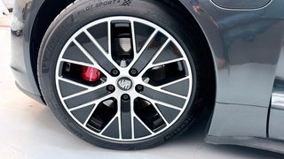 Porsche Taycan 2021