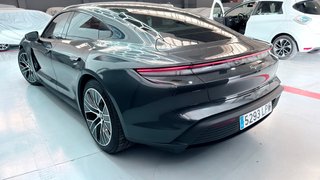 Porsche Taycan 2021