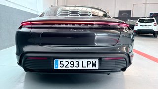 Porsche Taycan 2021
