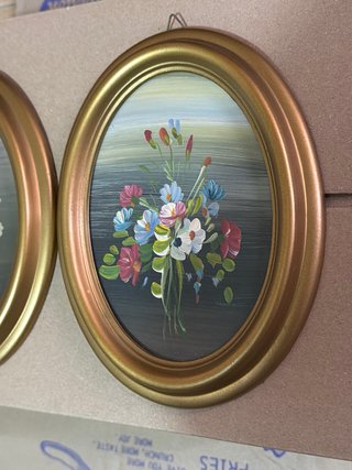 Coppia Quadri Fiori Ovalati Dorati