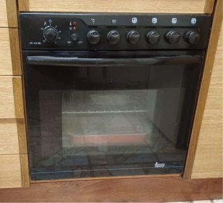 Conjunto de electrodomésticos de cocina.