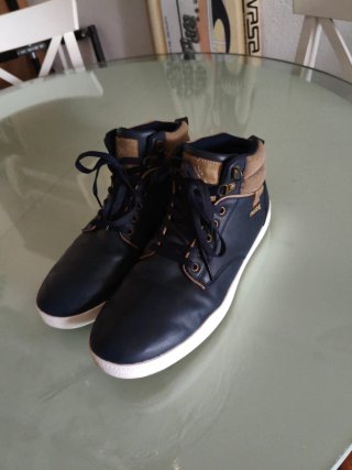 Zapatos botín Inside azul y marrón