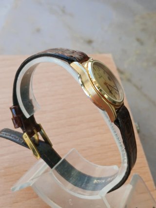 Omega Cuarzo mujer
