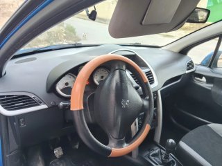 Peugeot 207 2006