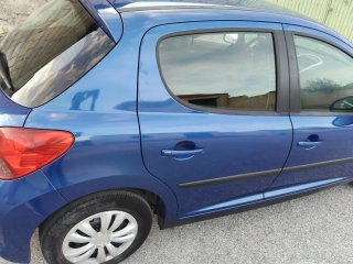 Peugeot 207 2006