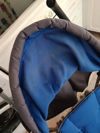 Silla de paseo plegable azul y gris