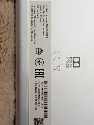 Tableta Lenovo TB con soporte