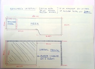 Mesa escritorio y estantería