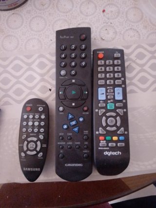 Lote 3 Mandos a Distancia TV