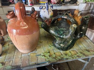 Botijos de cerámica y terracota