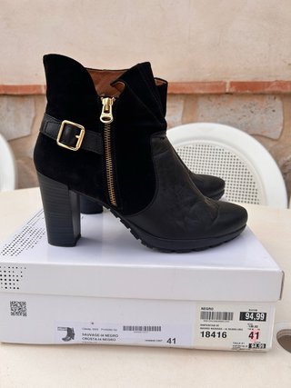 Botines Hispanitas Piel y Ante Negro