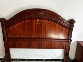 Habitación completa de madera