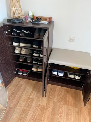 Zapatero Madera con Asiento Acolchado
