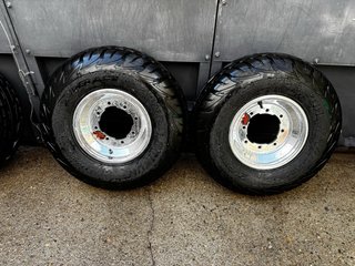 Neumaticos y llantas supermotad