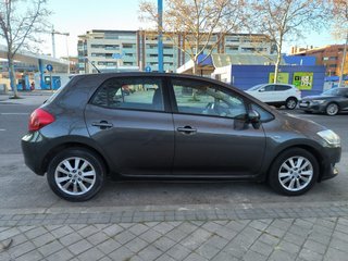 Toyota Auris 2009
