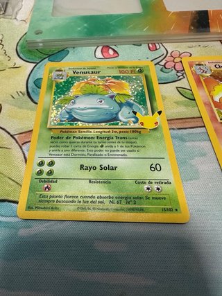 Trío de cartas Pokémon Base Set Celebraciones