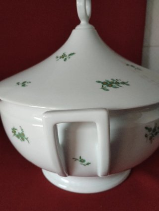 Zuppiera Richard Ginori bianca con fiori