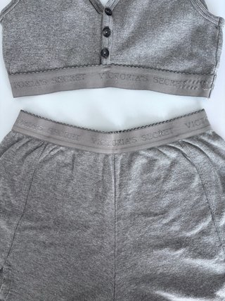Conjunto Victoria's Secret 90s Talla Única