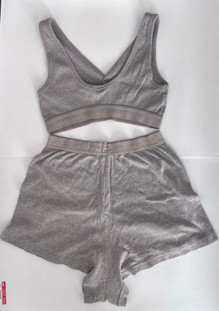 Conjunto Victoria's Secret 90s Talla Única