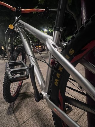 Bici Dirt Jump 27.5 RST Blaze Maxxis