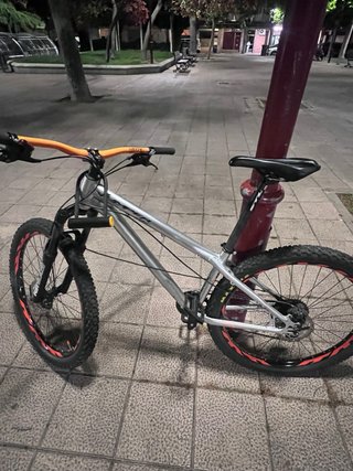 Bici Dirt Jump 27.5 RST Blaze Maxxis