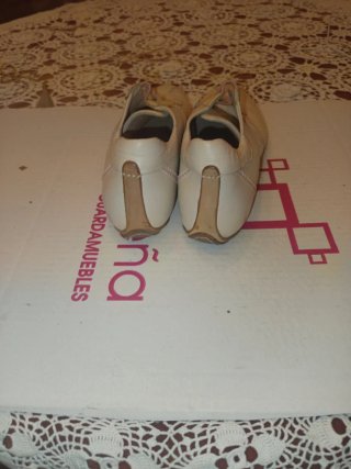 Zapatos Lotus Beige Mujer