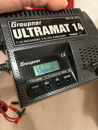 Cargador Graupner Ultramat 14
