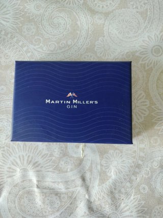 Tarjetero Martin Miller's Gin Azul