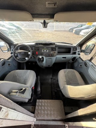 Ford Transit 2012