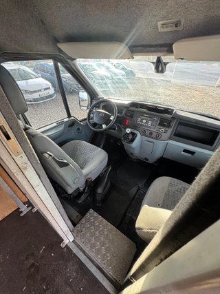 Ford Transit 2012
