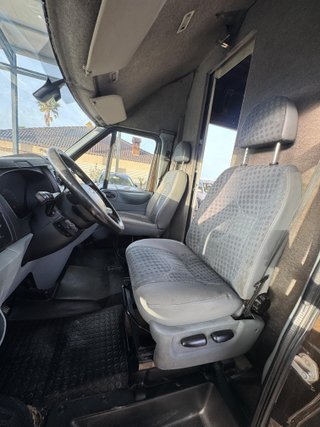 Ford Transit 2012