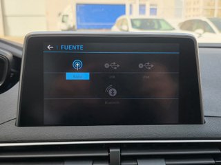 PEUGEOT 3008 1.5 BLUEHDI 130 CV IMPOLUTO AÑO 2018
