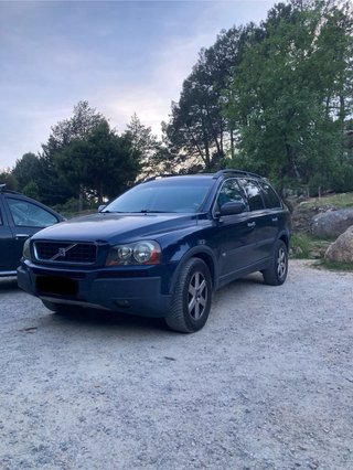 Volvo XC90 2004