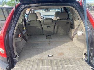Volvo XC90 2004