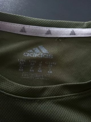 Camiseta Adidas Verde Oliva