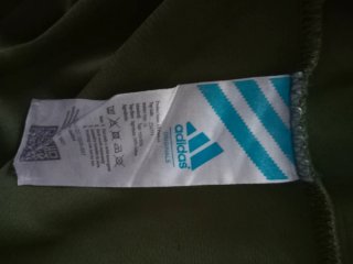 Camiseta Adidas Verde Oliva