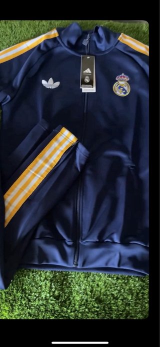 Chándal Real Madrid Adidas Azul y Dorado