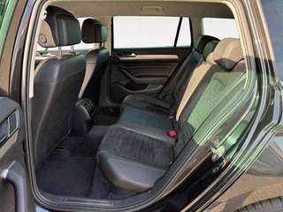 Volkswagen Passat Sport 1.8 TSI 132kW (180CV) DSG Variant SPORT