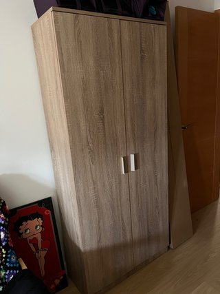 Armario Escobero Multiusos