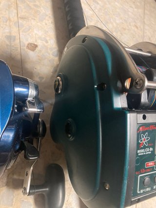 Carrete de pesca Eléctrico Miya Epoch CX-8s