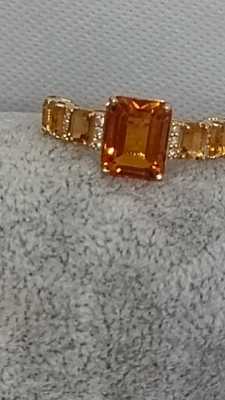 Anillo Oro Citrino Natural y Diamantes