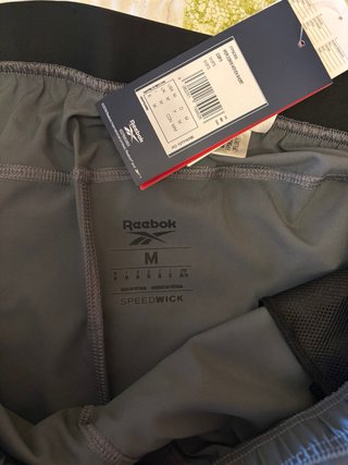 4 Pantalones Cortos Deportivos Reebok Talla M