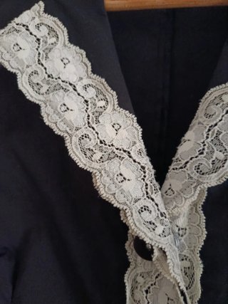 Camisa de vestir con encaje